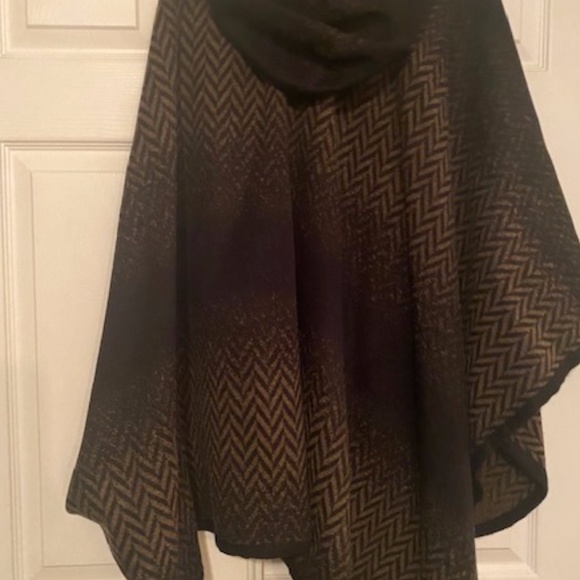 LUCKY BRAND - Picture 2 of 3